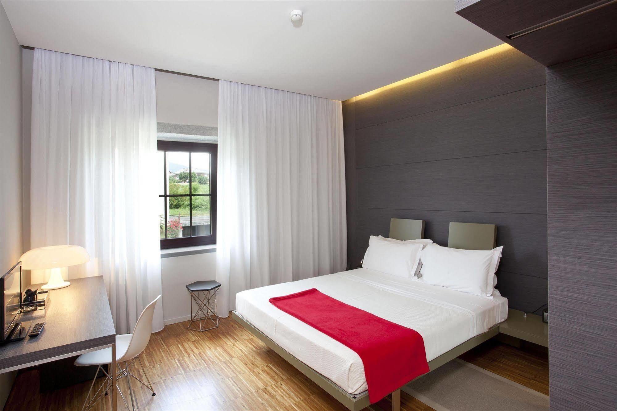 Alter Hotel Barge Ngoại thất bức ảnh