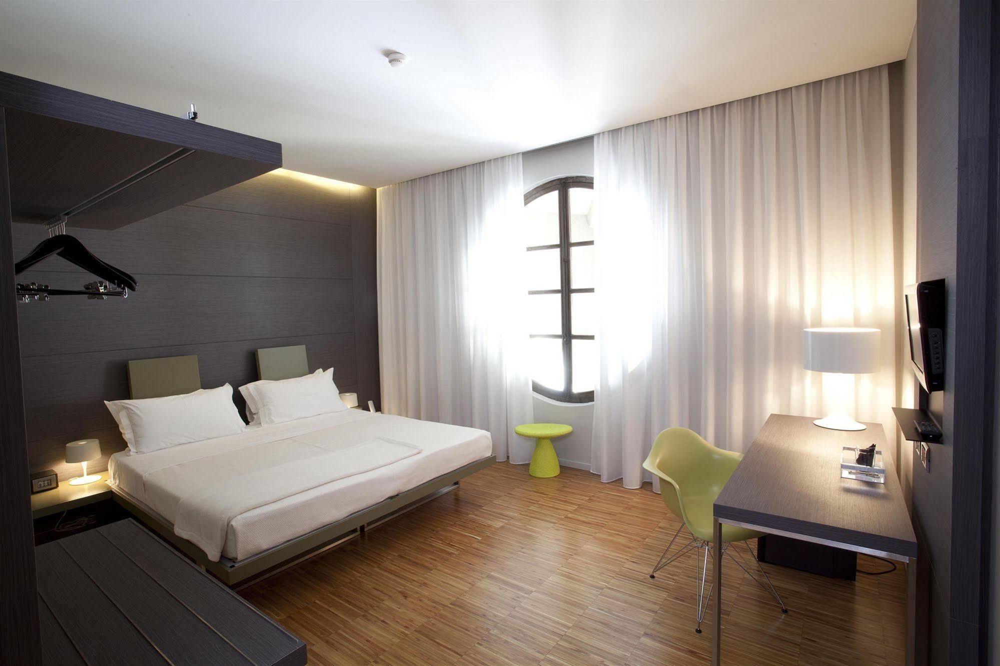 Alter Hotel Barge Ngoại thất bức ảnh