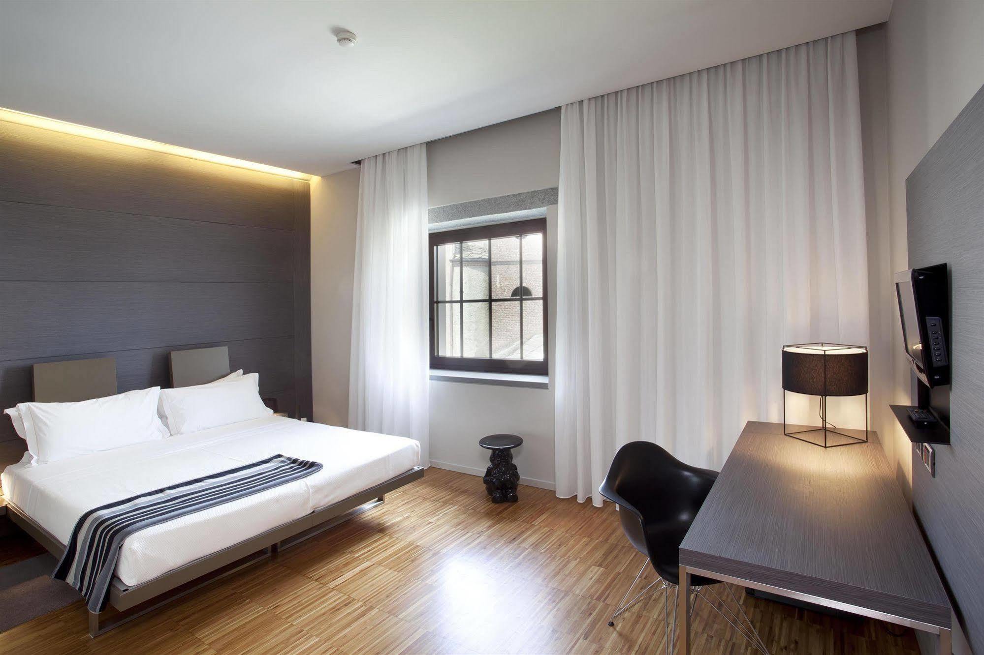 Alter Hotel Barge Ngoại thất bức ảnh
